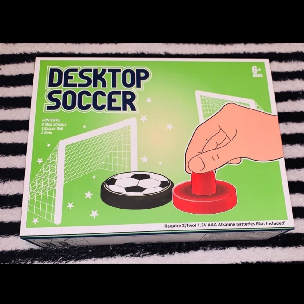 NWT Desktop Soccer ⚽️ game